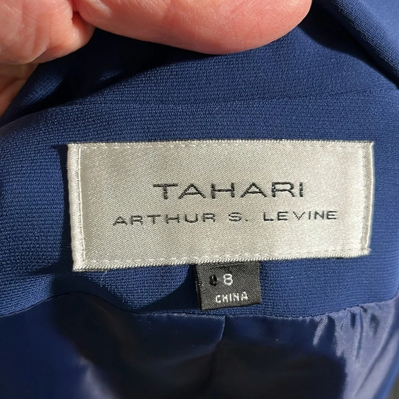 EUC Tahari Royal Navy Blue Lined Blazer Peplum Jacket w Black Patent Skinny Belt - Picture 11 of 12